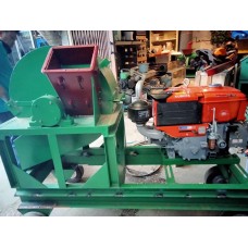 Mesin Pencacah Kayu MPK 1500 Diesel 15 HP